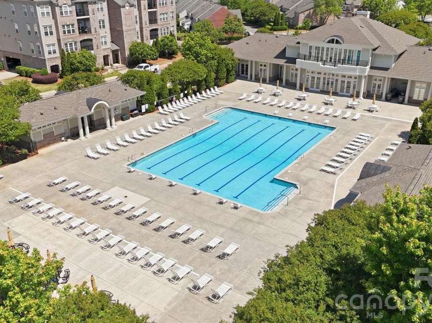 2441 Diplomat Lane, Charlotte, NC 28210.  MLS# CAR4377624, YatesRealty ID 20132. 