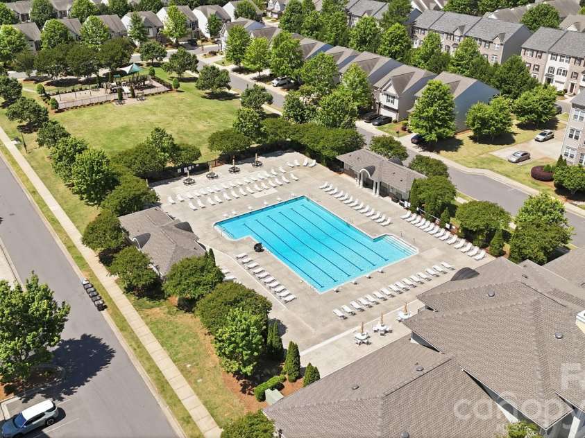 2441 Diplomat Lane, Charlotte, NC 28210.  MLS# CAR4377624, YatesRealty ID 20132. 