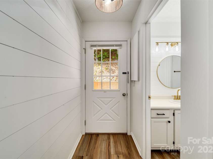 45B Mountain View Villas None, Franklin, NC 28734.  MLS# CAR4271905, YatesRealty ID 20132. 