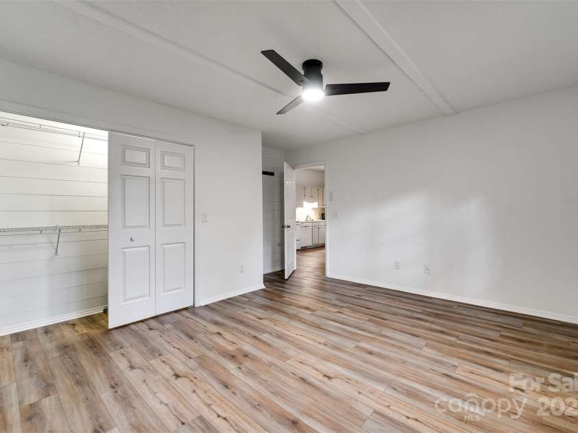 45B Mountain View Villas None, Franklin, NC 28734.  MLS# CAR4271905, YatesRealty ID 20132. 