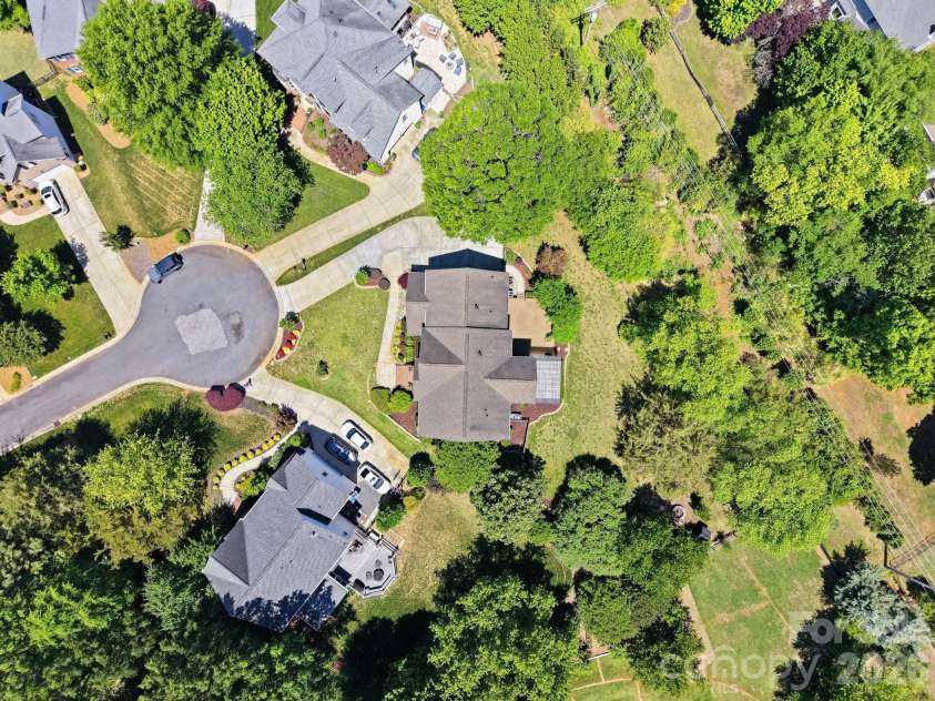 8901 Whipps Cross Court, Waxhaw, NC 28173.  MLS# CAR4377556, YatesRealty ID 20134. 