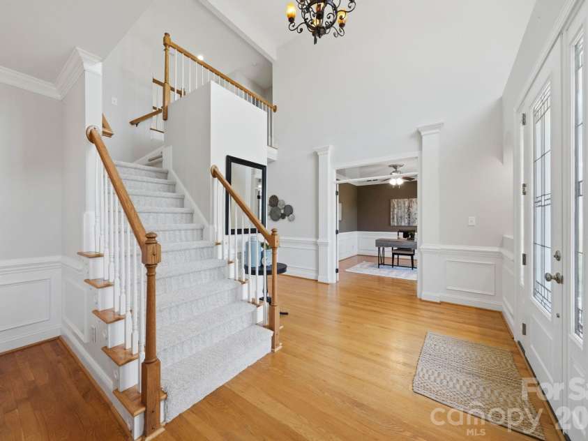 8901 Whipps Cross Court, Waxhaw, NC 28173.  MLS# CAR4377556, YatesRealty ID 20134. 