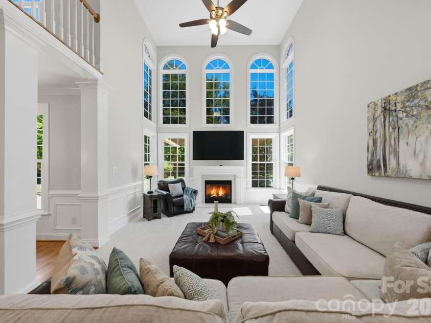 8901 Whipps Cross Court, Waxhaw, NC 28173.  MLS# CAR4377556, YatesRealty ID 20134. 