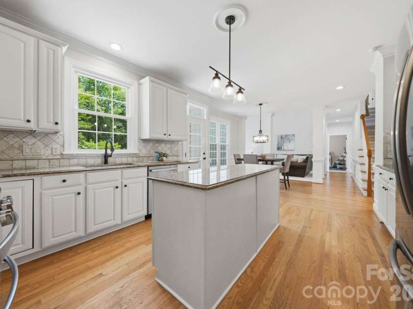 8901 Whipps Cross Court, Waxhaw, NC 28173.  MLS# CAR4377556, YatesRealty ID 20134. 