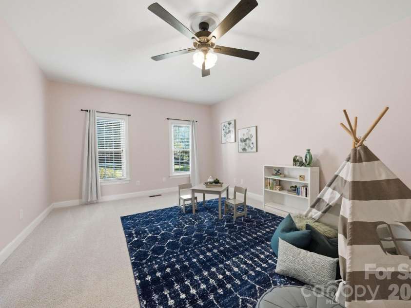 8901 Whipps Cross Court, Waxhaw, NC 28173.  MLS# CAR4377556, YatesRealty ID 20134. 