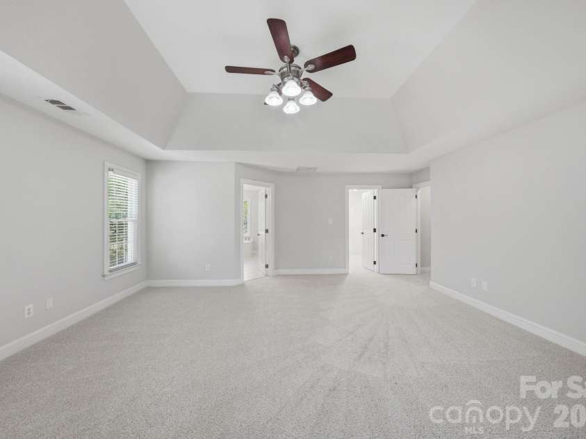 8901 Whipps Cross Court, Waxhaw, NC 28173.  MLS# CAR4377556, YatesRealty ID 20134. 