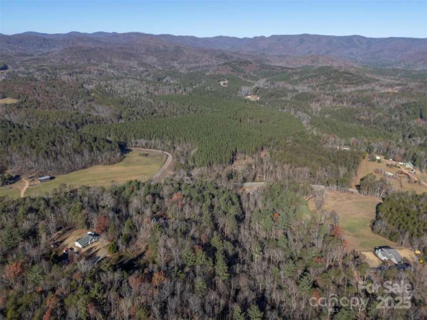 197 First Broad Drive, Bostic, NC 28018.  MLS# CAR4271413, YatesRealty ID 20135. 