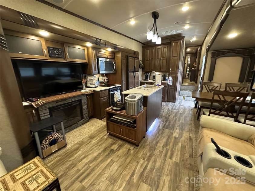 104 Cardinal Drive, New London, NC 28127.  MLS# CAR4271571, YatesRealty ID 20136. 