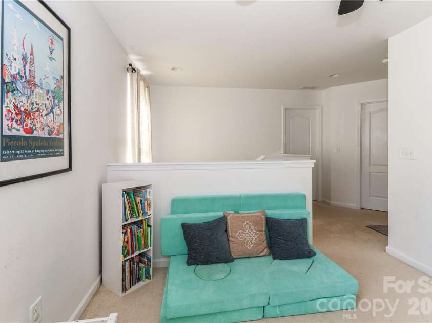 147 Colborne Drive, Mooresville, NC 28115.  MLS# CAR4374571, YatesRealty ID 20136. 