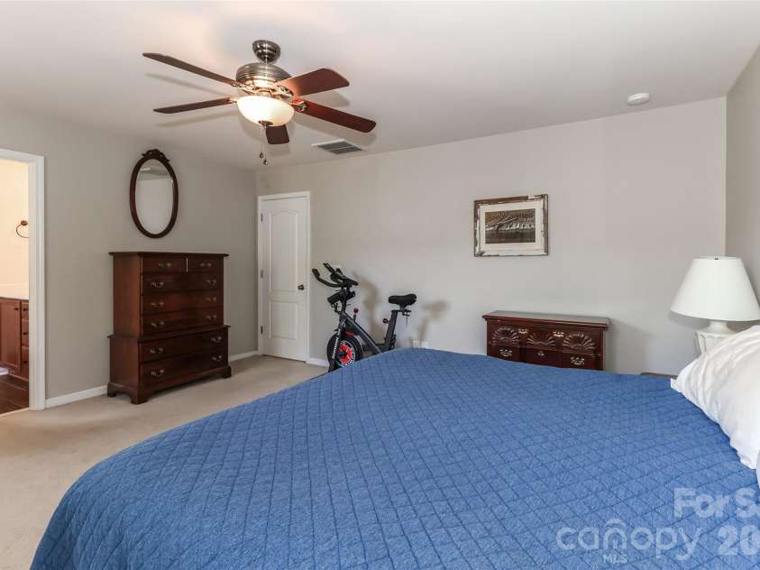 147 Colborne Drive, Mooresville, NC 28115.  MLS# CAR4374571, YatesRealty ID 20136. 