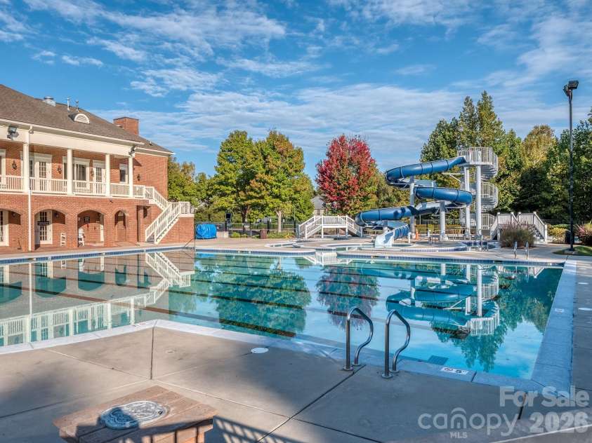 2008 Shalford Lane, Matthews, NC 28104.  MLS# CAR4364592, YatesRealty ID 20137. Community pool
