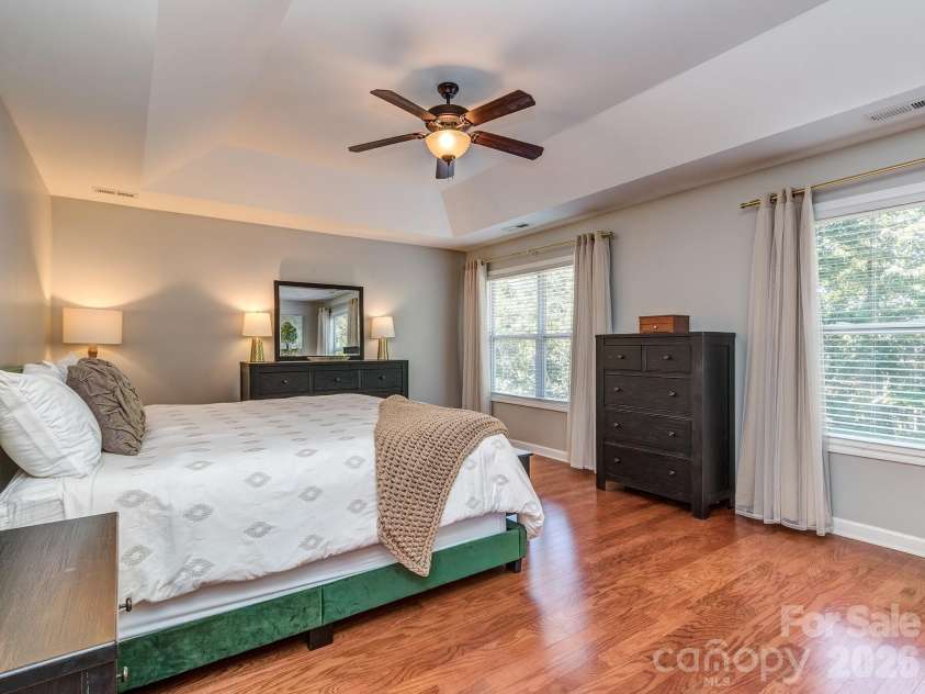 2008 Shalford Lane, Matthews, NC 28104.  MLS# CAR4364592, YatesRealty ID 20137. Primary suite
