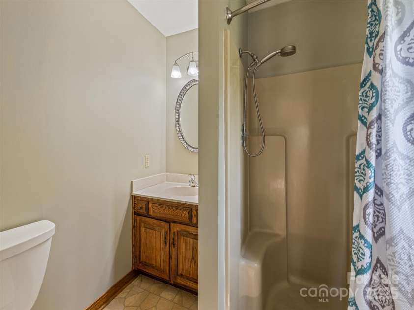 415 Crawford Road, Waynesville, NC 28785.  MLS# CAR4271871, YatesRealty ID 20137. 