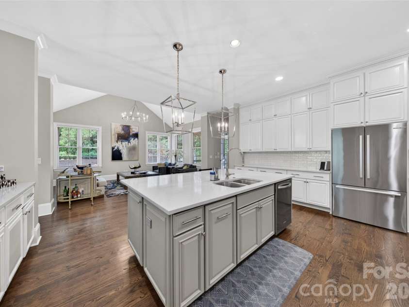 408 Montrose Drive, Waxhaw, NC 28173.  MLS# CAR4379109, YatesRealty ID 20138. 