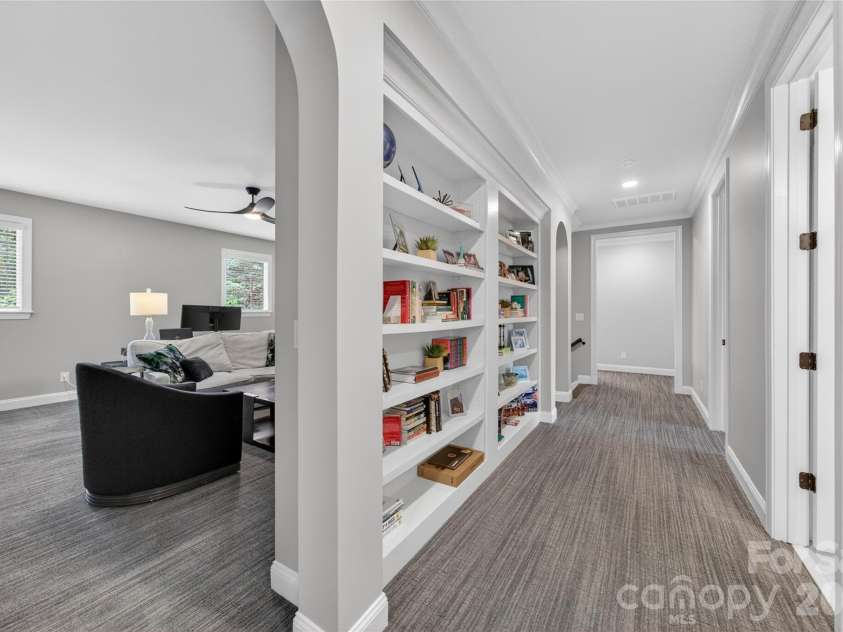 408 Montrose Drive, Waxhaw, NC 28173.  MLS# CAR4379109, YatesRealty ID 20138. 