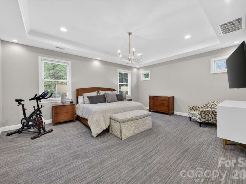 408 Montrose Drive, Waxhaw, NC 28173.  MLS# CAR4379109, YatesRealty ID 20138. 