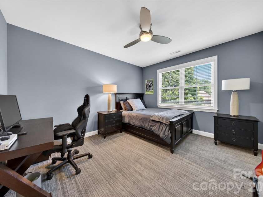 408 Montrose Drive, Waxhaw, NC 28173.  MLS# CAR4379109, YatesRealty ID 20138. 