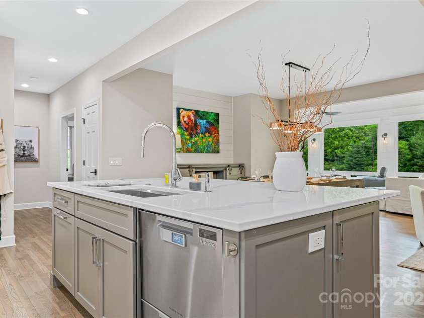 877 Winding Creek Road, Sapphire, NC 28774.  MLS# CAR4271118, YatesRealty ID 20138. 