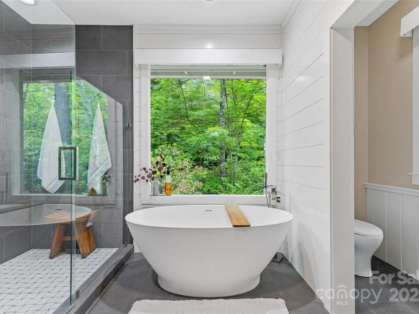 877 Winding Creek Road, Sapphire, NC 28774.  MLS# CAR4271118, YatesRealty ID 20138. 