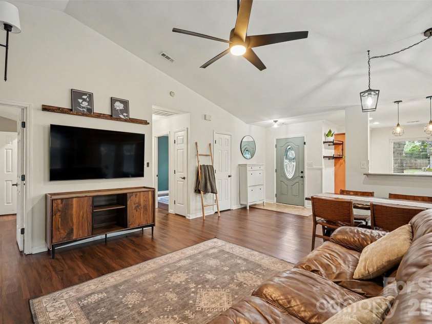 7450 Crestside Lane, Charlotte, NC 28227.  MLS# CAR4377642, YatesRealty ID 20139. 