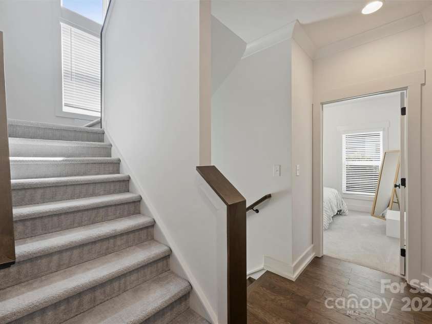 1014 Drummond Avenue, Charlotte, NC 28205.  MLS# CAR4303187, YatesRealty ID 2014. 