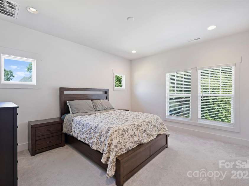 1014 Drummond Avenue, Charlotte, NC 28205.  MLS# CAR4303187, YatesRealty ID 2014. 