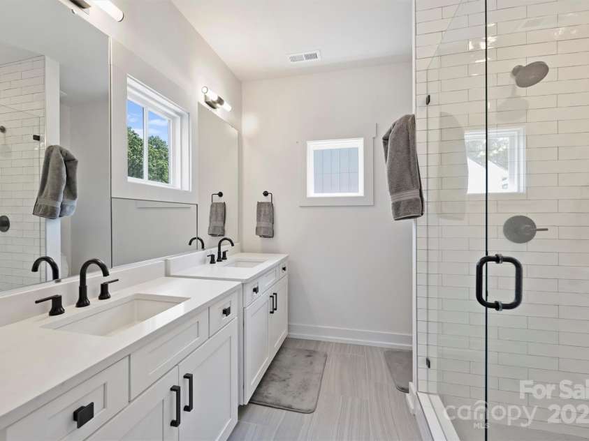 1014 Drummond Avenue, Charlotte, NC 28205.  MLS# CAR4303187, YatesRealty ID 2014. 