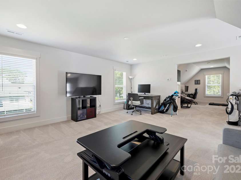1014 Drummond Avenue, Charlotte, NC 28205.  MLS# CAR4303187, YatesRealty ID 2014. 