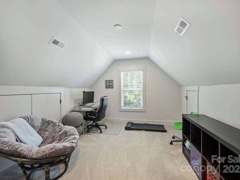 1014 Drummond Avenue, Charlotte, NC 28205.  MLS# CAR4303187, YatesRealty ID 2014. 