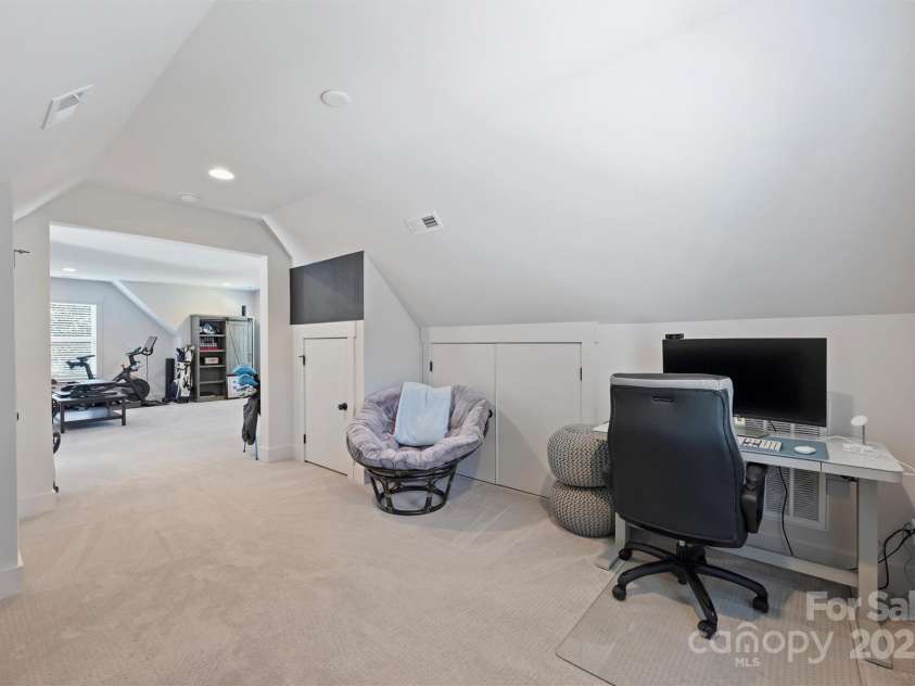 1014 Drummond Avenue, Charlotte, NC 28205.  MLS# CAR4303187, YatesRealty ID 2014. 