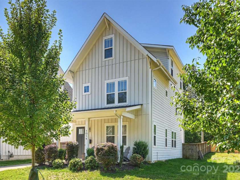 1014 Drummond Avenue, Charlotte, NC 28205.  MLS# CAR4303187, YatesRealty ID 2014. We