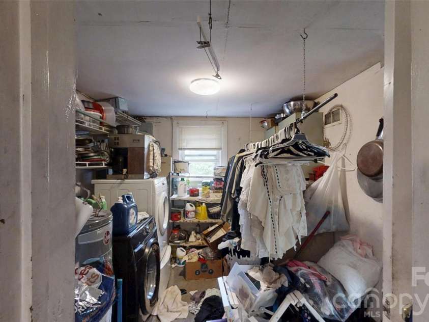 21 Maple Avenue, Candler, NC 28715.  MLS# CAR4273168, YatesRealty ID 2014. Laundry room