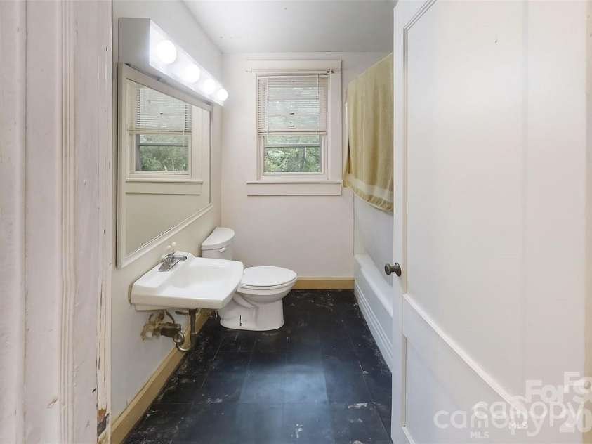 21 Maple Avenue, Candler, NC 28715.  MLS# CAR4273168, YatesRealty ID 2014. Virtually enhanced