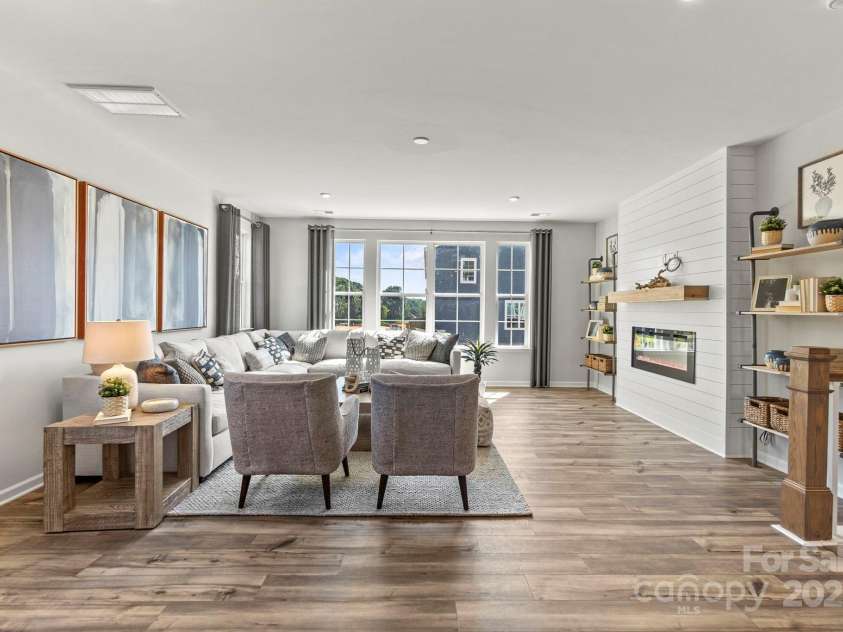 4375 Reed Creek Drive, Sherrills Ford, NC 28673.  MLS# CAR4197118, YatesRealty ID 2014. 