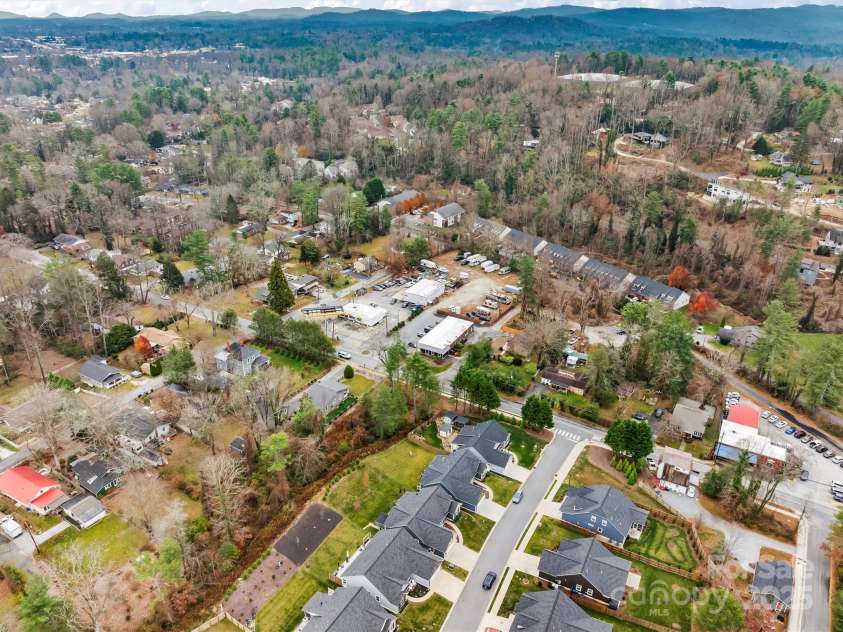 234 Wash Creek Drive, Hendersonville, NC 28739.  MLS# CAR4325434, YatesRealty ID 20140. Aerial view not labeled.
