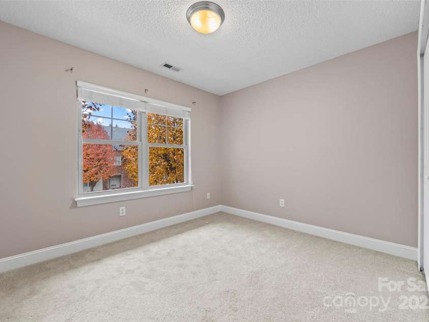 234 Wash Creek Drive, Hendersonville, NC 28739.  MLS# CAR4325434, YatesRealty ID 20140. Another guest bedroom.