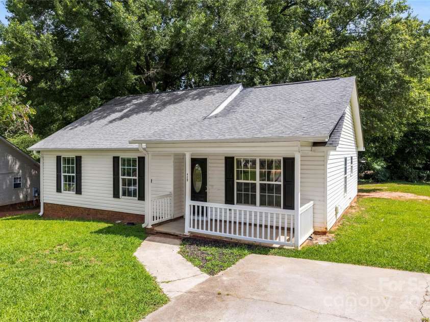 429 Merry Go Drive, York, SC 29745.  MLS# CAR4272119, YatesRealty ID 20143. 