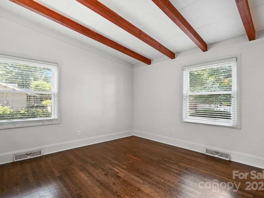 5229 Milford Road, Charlotte, NC 28210.  MLS# CAR4271289, YatesRealty ID 20144. 