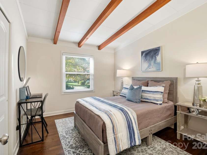 5229 Milford Road, Charlotte, NC 28210.  MLS# CAR4271289, YatesRealty ID 20144. 