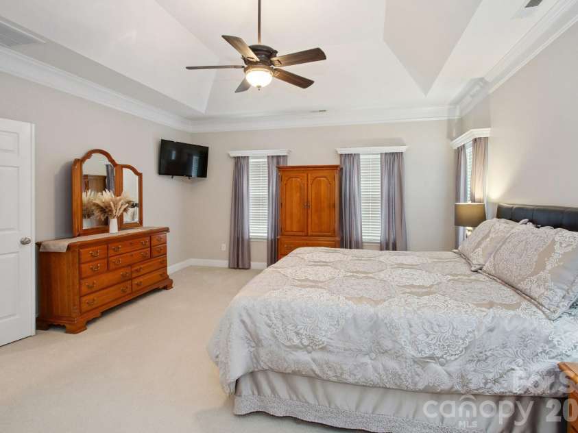9018 Kensington Forest Drive, Harrisburg, NC 28075.  MLS# CAR4360235, YatesRealty ID 20144. 