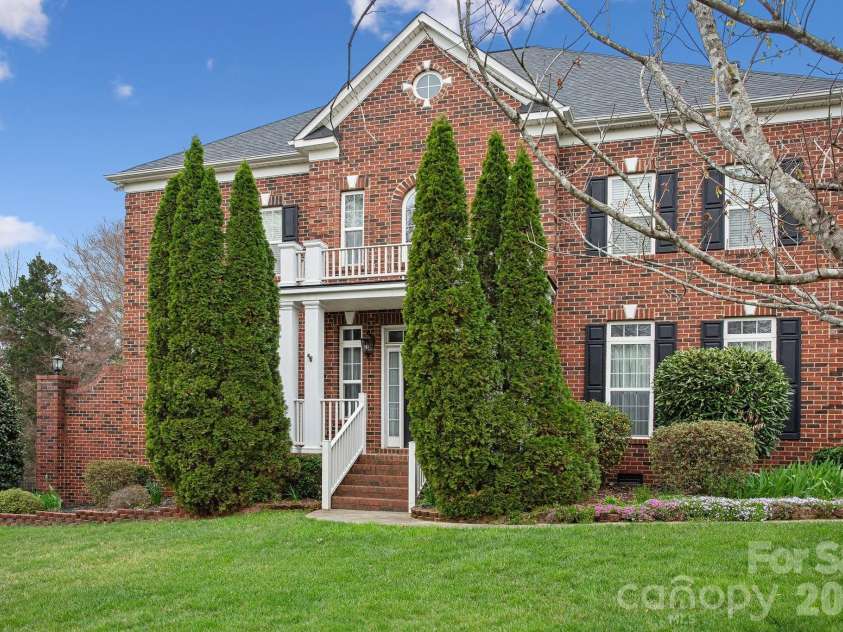 9018 Kensington Forest Drive, Harrisburg, NC 28075.  MLS# CAR4360235, YatesRealty ID 20144. 