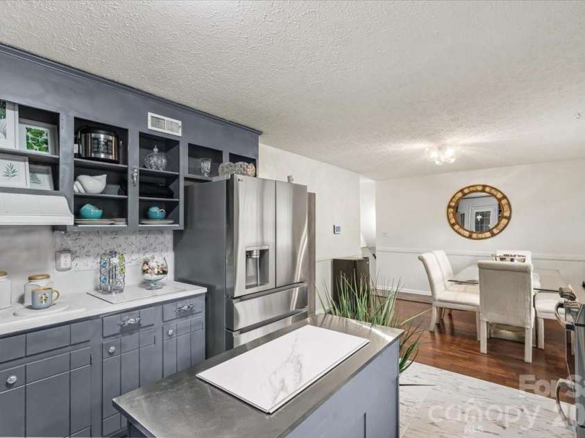1527 Rhyne Street, Shelby, NC 28152.  MLS# CAR4376794, YatesRealty ID 20146. 