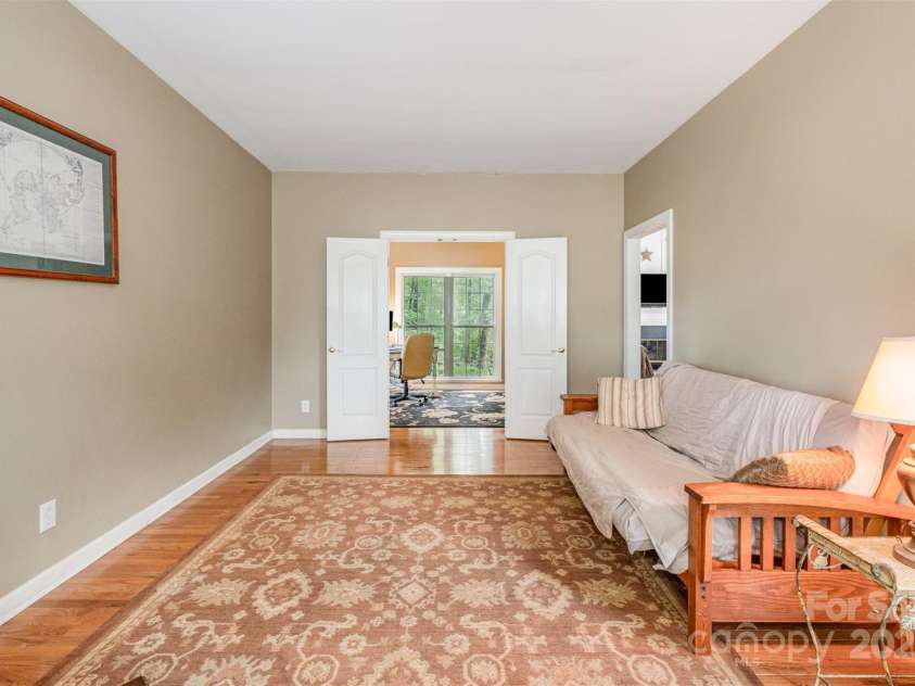 8219 Beardsley Drive, Charlotte, NC 28269.  MLS# CAR4267030, YatesRealty ID 20146. 