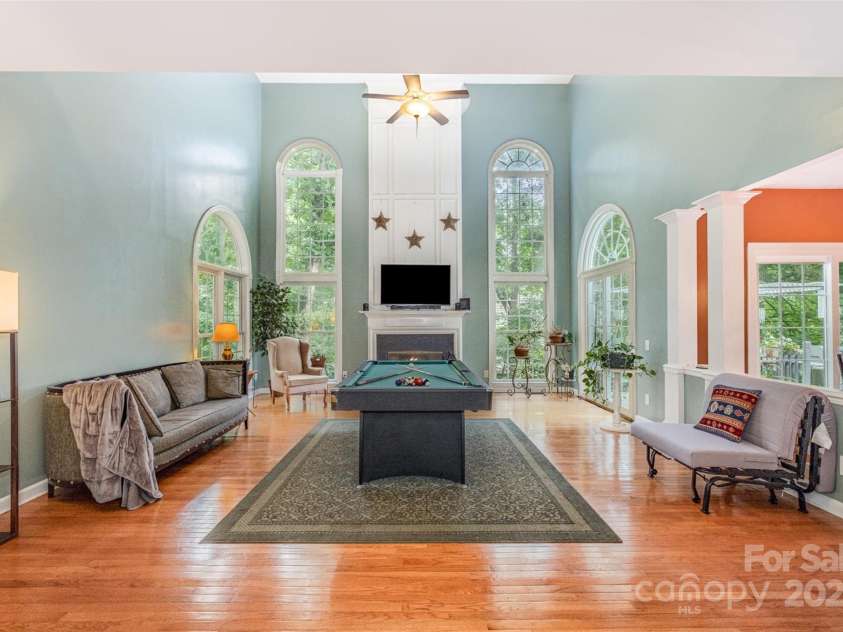 8219 Beardsley Drive, Charlotte, NC 28269.  MLS# CAR4267030, YatesRealty ID 20146. 