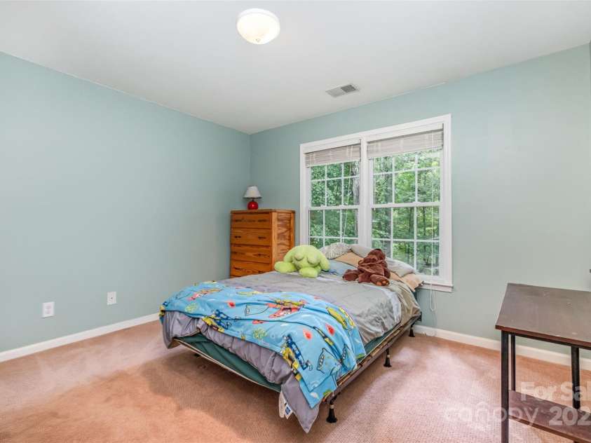 8219 Beardsley Drive, Charlotte, NC 28269.  MLS# CAR4267030, YatesRealty ID 20146. 
