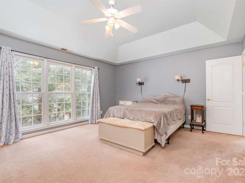 8219 Beardsley Drive, Charlotte, NC 28269.  MLS# CAR4267030, YatesRealty ID 20146. 