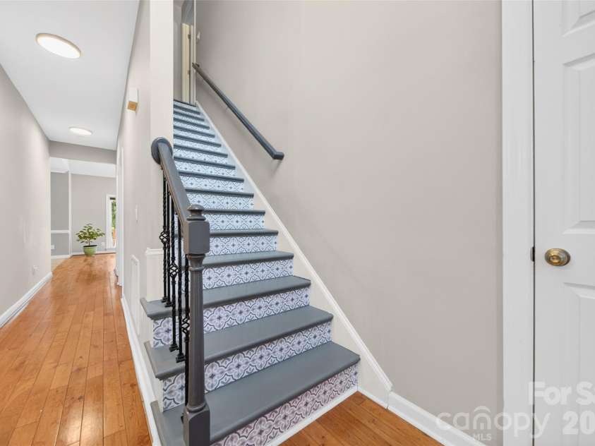 12514 Willow Grove Way, Huntersville, NC 28078.  MLS# CAR4378433, YatesRealty ID 20147. Entryway