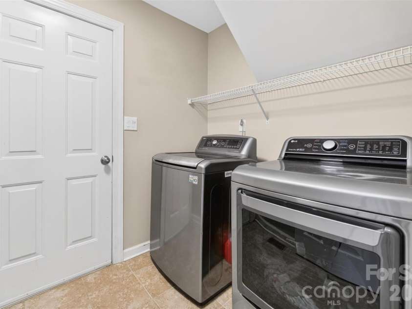 12514 Willow Grove Way, Huntersville, NC 28078.  MLS# CAR4378433, YatesRealty ID 20147. Laundry room on main level