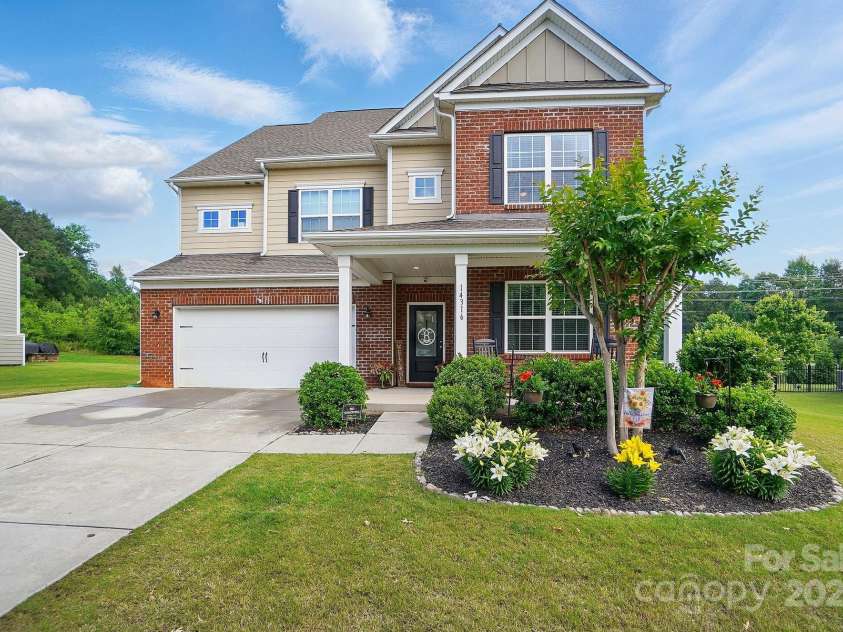 14316 Baytown Court, Huntersville, NC 28078.  MLS# CAR4258844, YatesRealty ID 20148. 