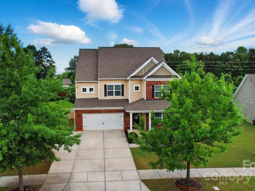 14316 Baytown Court, Huntersville, NC 28078.  MLS# CAR4258844, YatesRealty ID 20148. 
